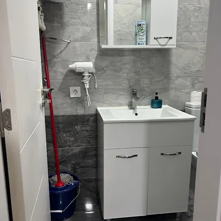 Guest house Adam's 4 *