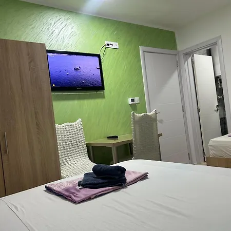 Adam's Bed & Coffee 3*