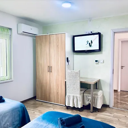 Adam's Bed & Coffee 3* Kladovo